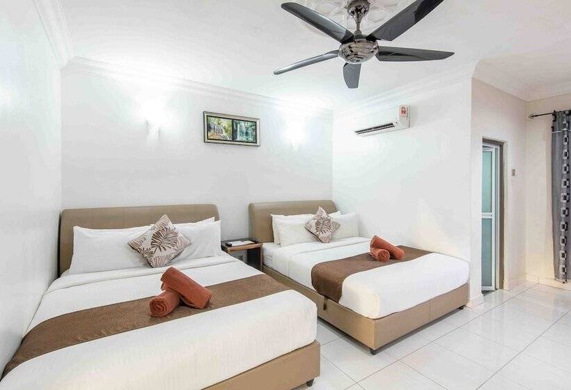 Номер Deluxe, Cenang Memories Langkawi