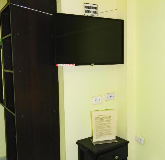 带共用浴室的标准房间, Hostel Stingray
