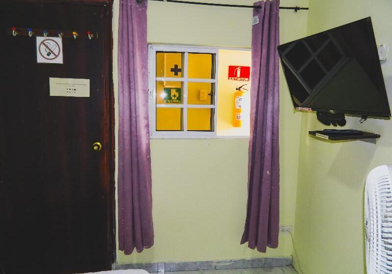 اتاق اکونومی, Hostel Stingray