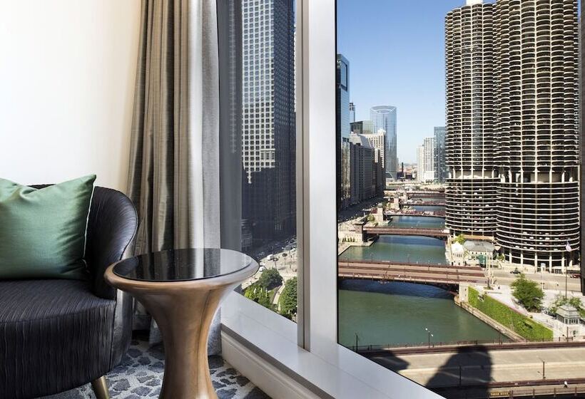 Suite Tilpasset til Handicappede, Londonhouse Chicago Curio Collection By Hilton