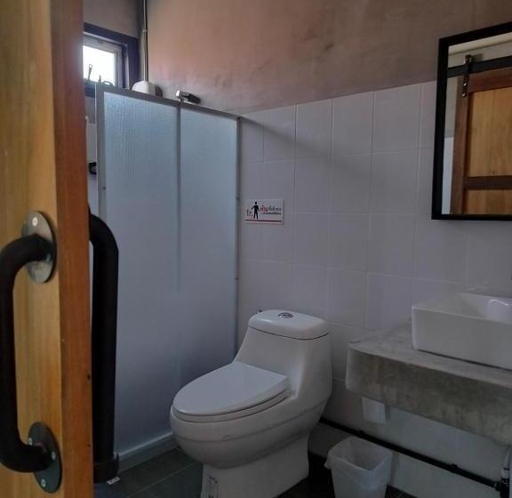 Номер Стандарт, Cicada Hotel Kanchanaburi