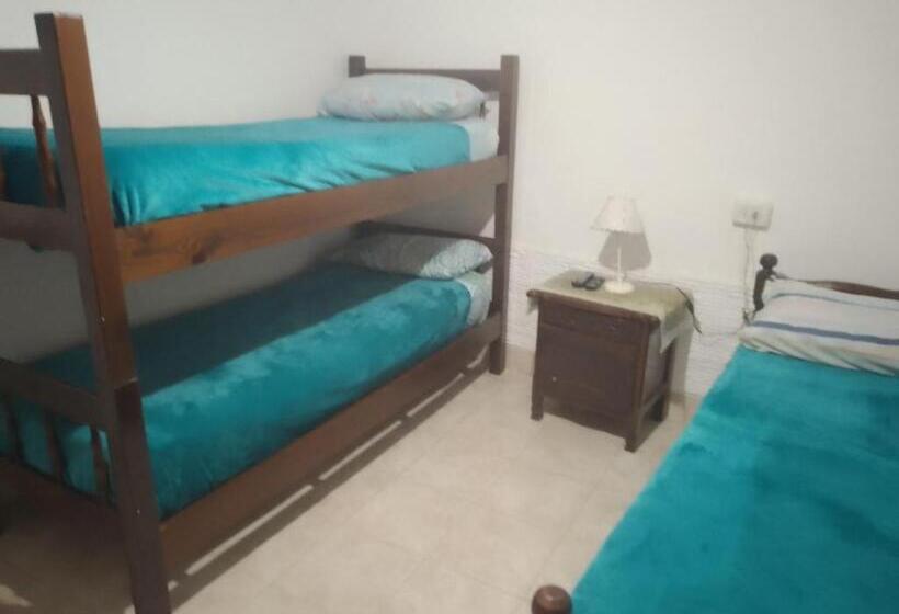 Семейный Номер, Trinidad Hostal