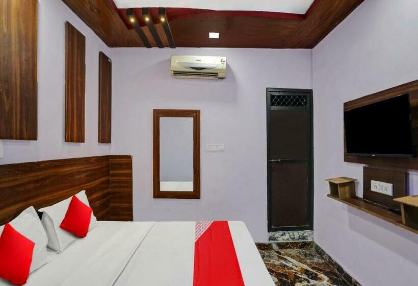 اتاق کلاسیک سه تخته, Oyo Flagship 80984  Siddhi Vinayak