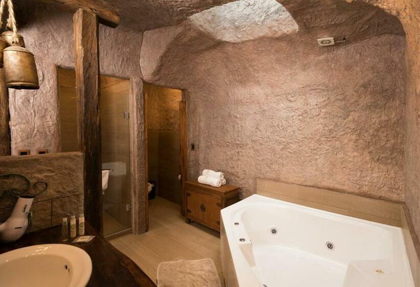 اتاق لوکس, Estancia San Juan