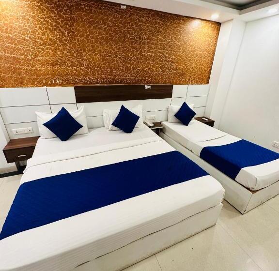 اتاق سوپریور چهار تخته, Park Suites   Near Igi Airport Terminal 3