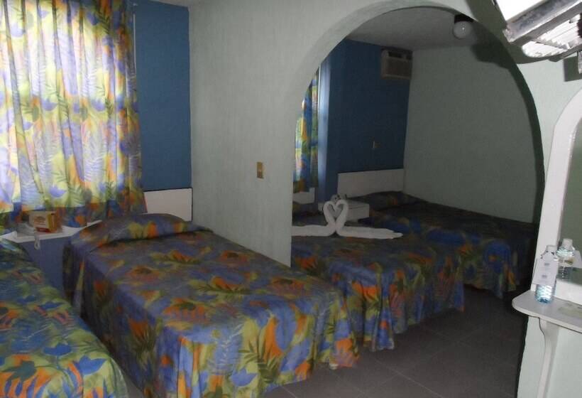 اتاق استاندارد چهار تخته, Dorados Conventions & Resort
