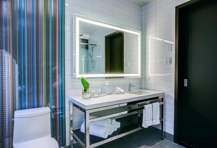 스탠다드 룸, Renaissance Montreal Downtown