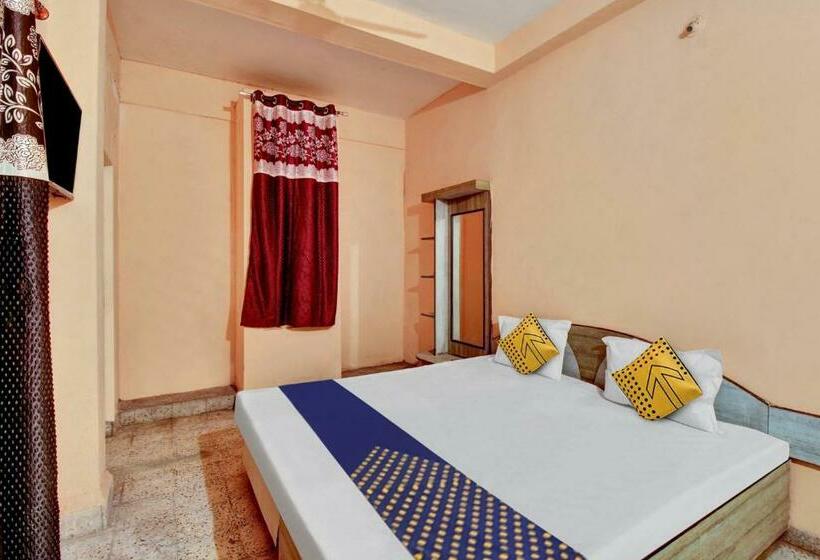 Трехместный Номер Классика, Spot On Hotel Highway Inn