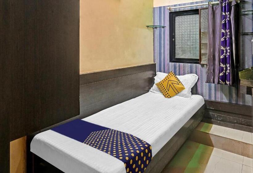 Трехместный Номер Классика, Spot On Hotel Sai Leela Residency
