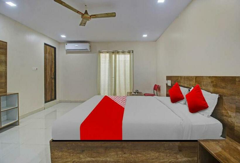 Трехместный Номер Классика, Sai Baba Palace Lodging And Boarding