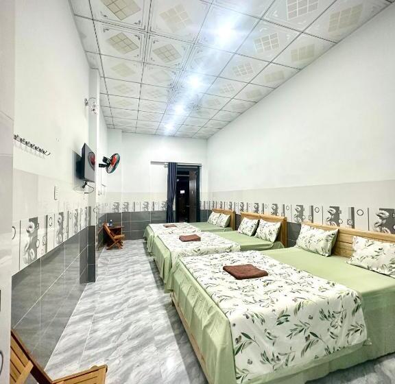 اتاق خانوادگی, Thuận Vương Homestay