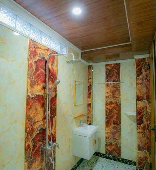 اتاق لوکس چهار تخته, Homesstay Lê Thạnh