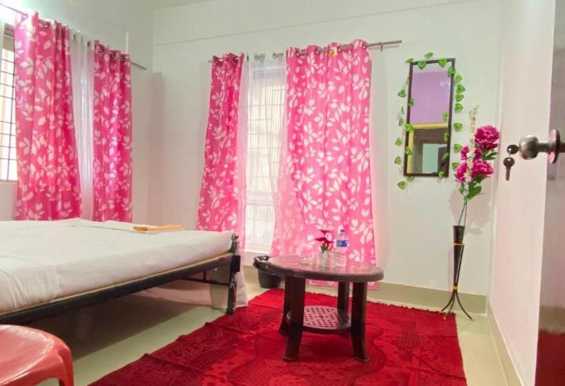 标准间, Oyo Cozy Guest House