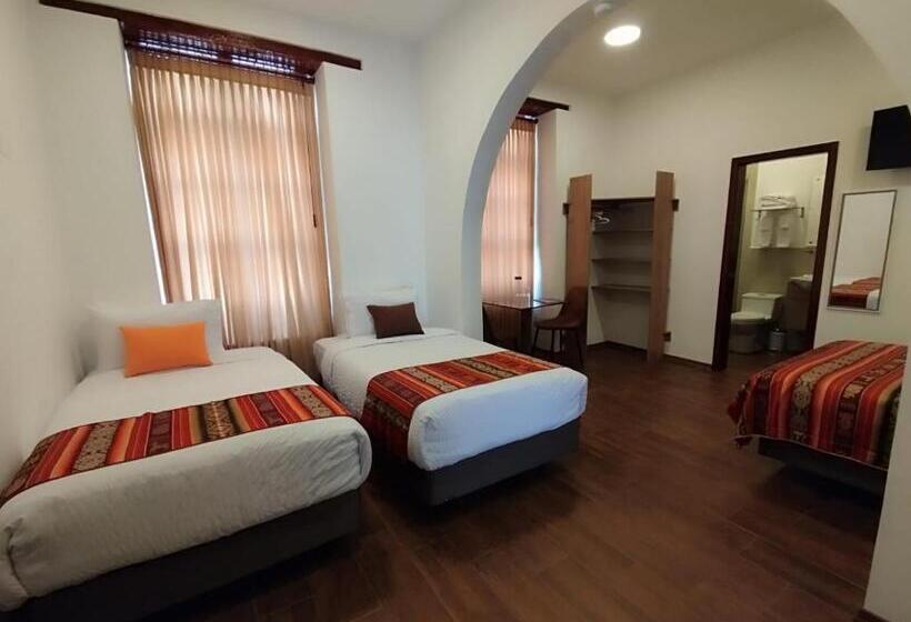 Семейный Номер, Casona Tobar