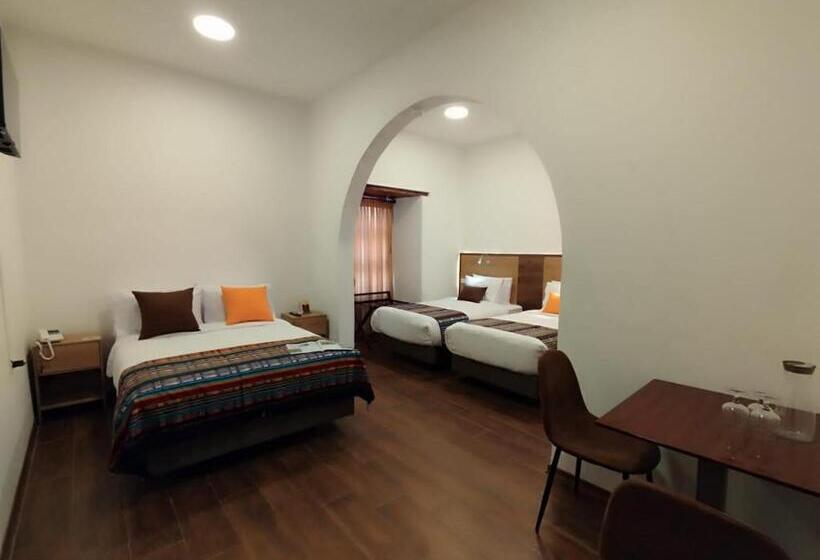 Семейный Номер, Casona Tobar