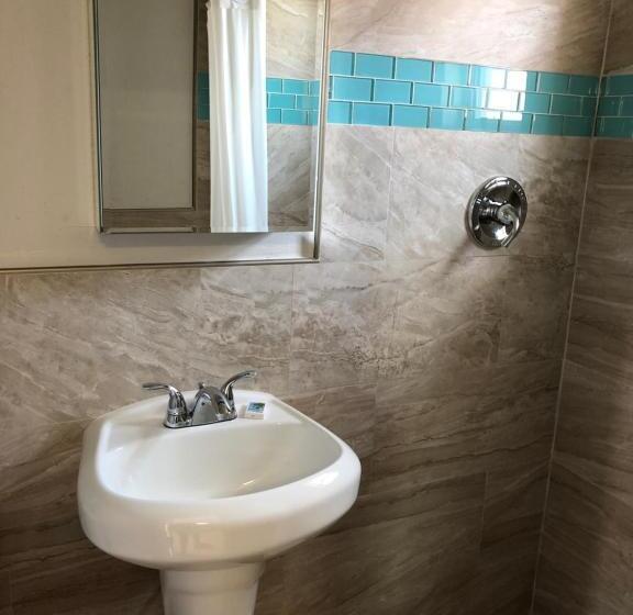 غرفه قياسيه سريرين مزدوجين, Glades Motel   Naples