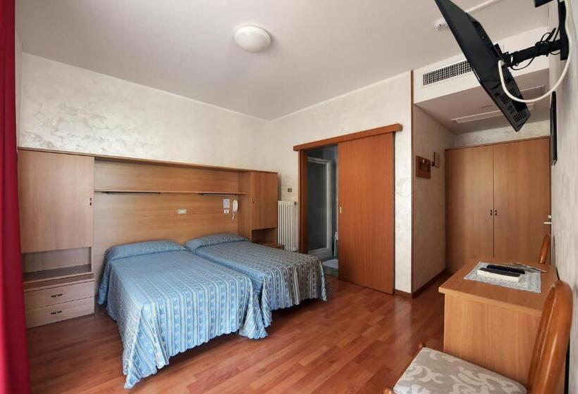 标准间, Angelini