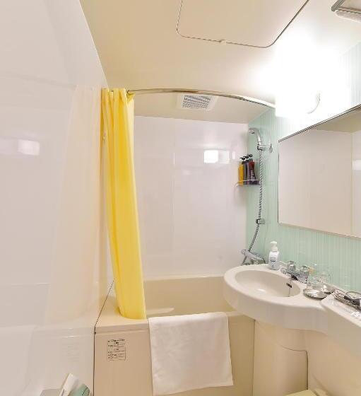 Номер Deluxe, Candeo Hotels Fukuoka Tenjin