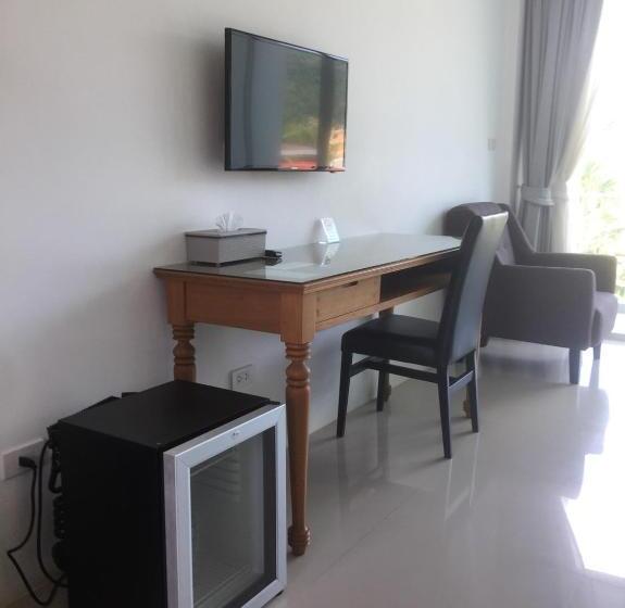 Люкс Вид на Бассейн, Clear House Resort   Sha Extra Plus