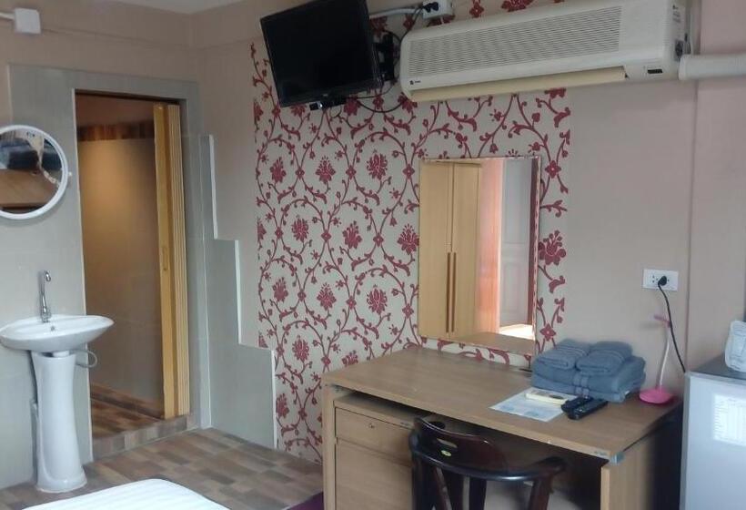 Пентхаус, Decor Do Hostel