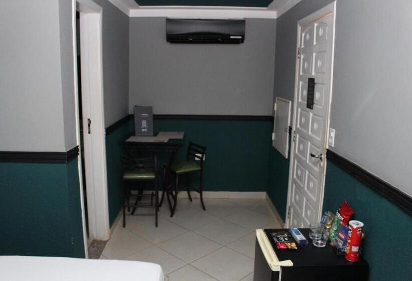 سوییت اجرایی, Exótico Prime Motel