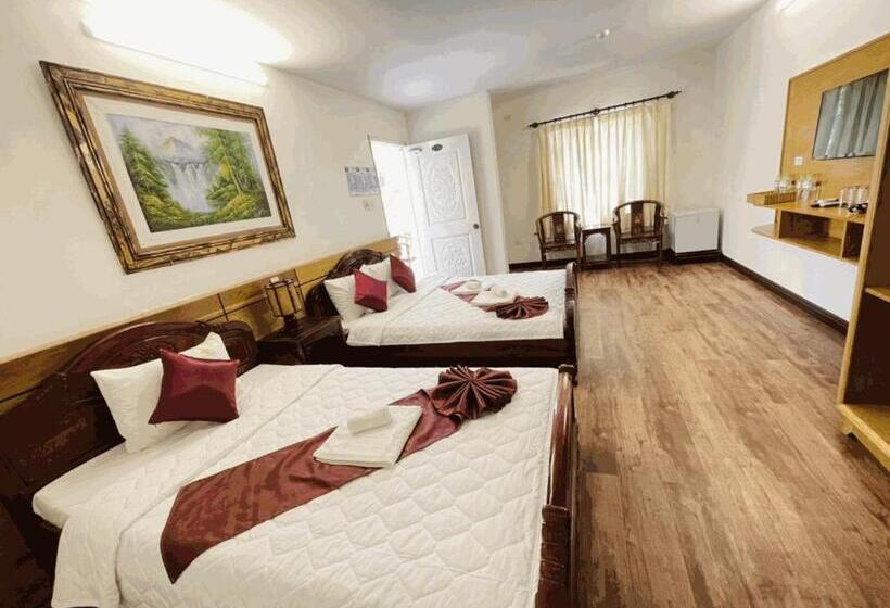 اتاق استاندارد سه تخته با چشم‌انداز باغ, Kega Lighthouse Resort Bình Thuận