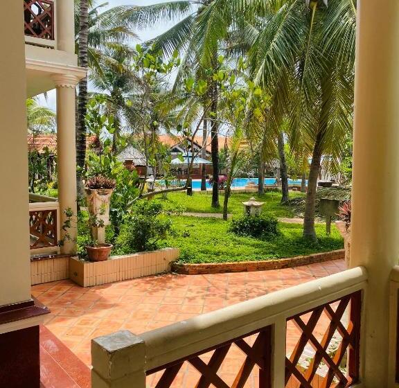 اتاق خانوادگی با چشم‌انداز باغ, Kega Lighthouse Resort Bình Thuận
