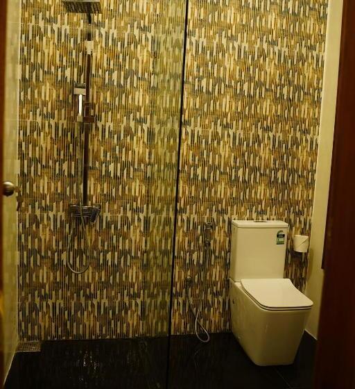 Family Suite, Village Hotel Northern Point