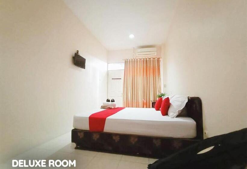 디럭스 룸, My Place Guest House Manado