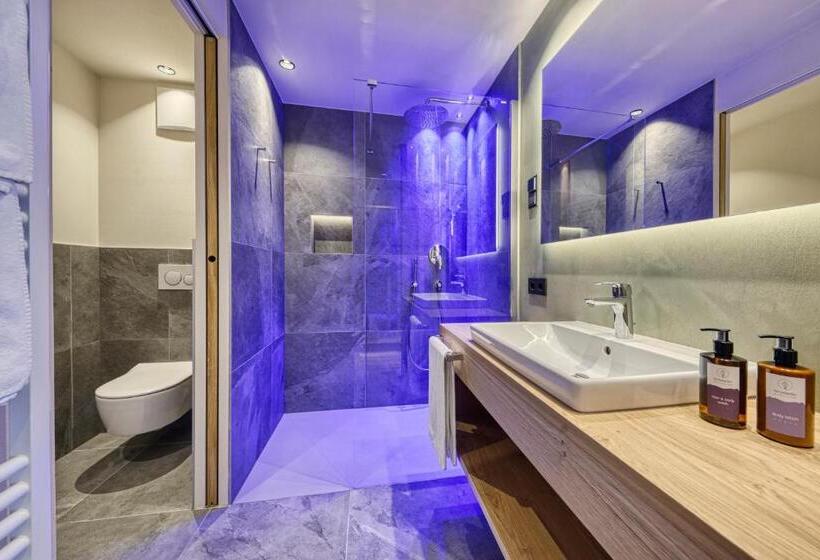 اتاق استاندارد با بالکن, Brunelle Seiser Alm Lodge