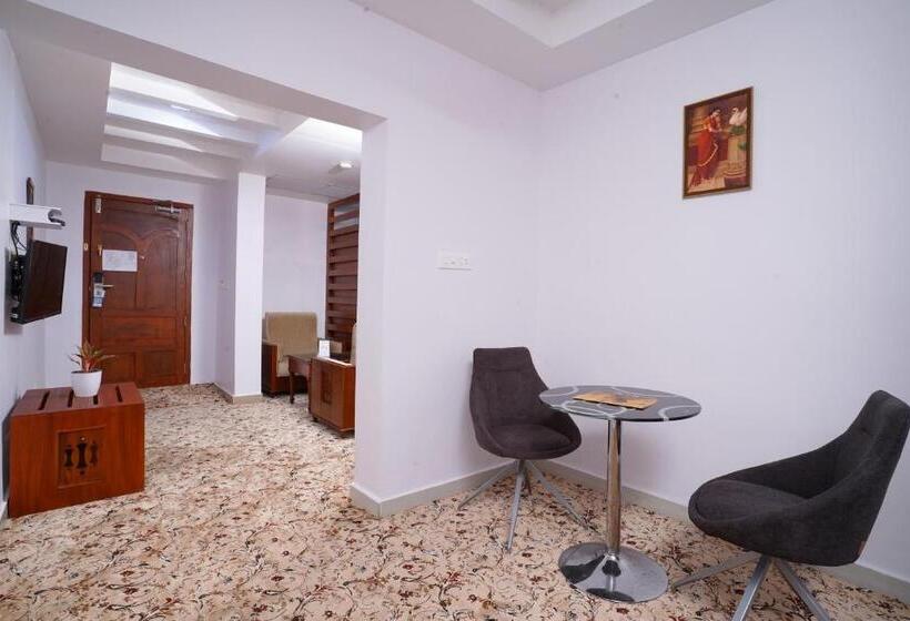Стандартный Номер Кровать Кинг, Empire Residency