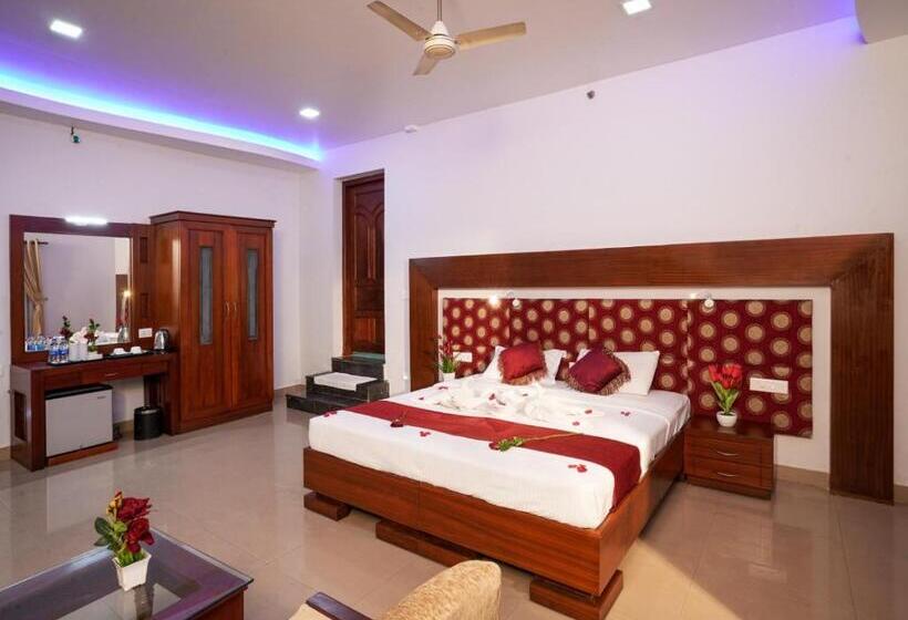 Номер Deluxe, Empire Residency