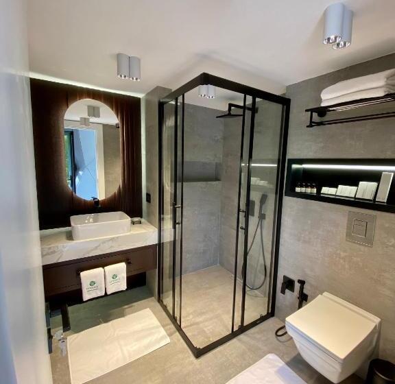 بانگلوی استاندارد, Gabala Yengice Thermal Resort