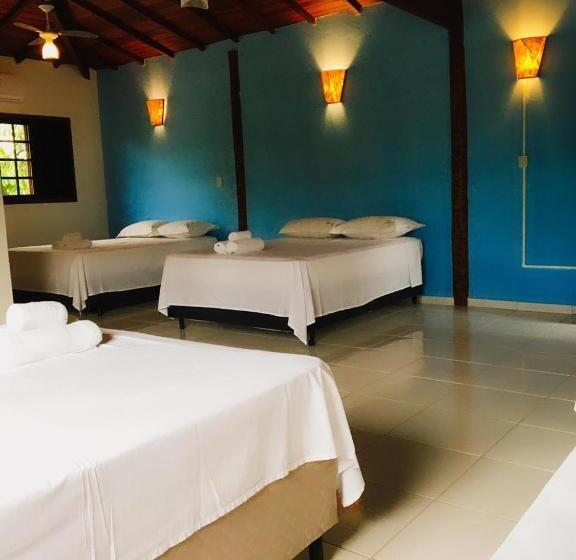 Studio Familiare, Pousada Azul Banana   Camburi