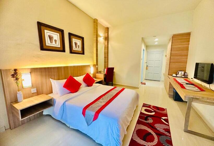 Номер Deluxe, Rompin Beach Resorts