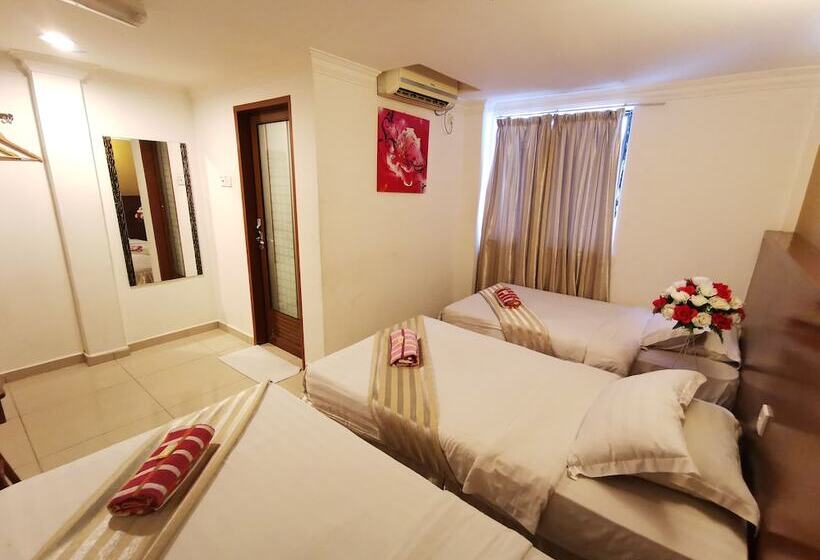 اتاق سوپریور سه تخته, Sunderland Motel