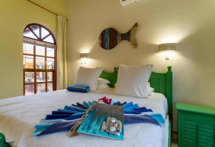 اتاق لوکس با تخت بزرگ, Goood Resort
