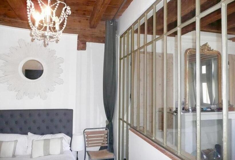 חדר משפתחתי סופריור, La Maison Debourg