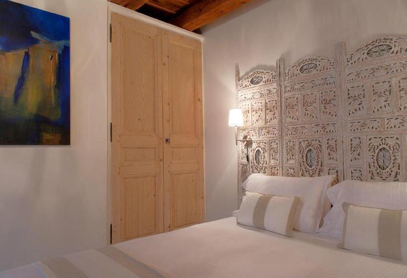 חדר משפתחתי סופריור, La Maison Debourg