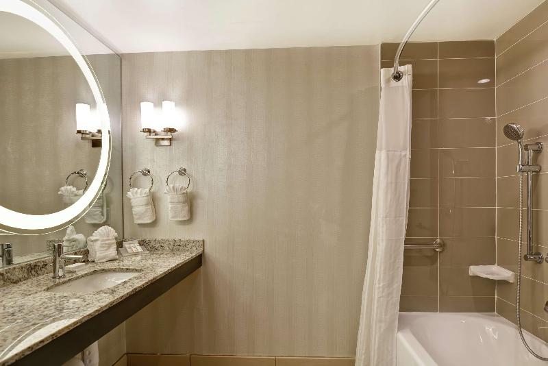 Стандартный Номер Кровать Кинг, Hilton Garden Inn Raleigh /crabtree Valley