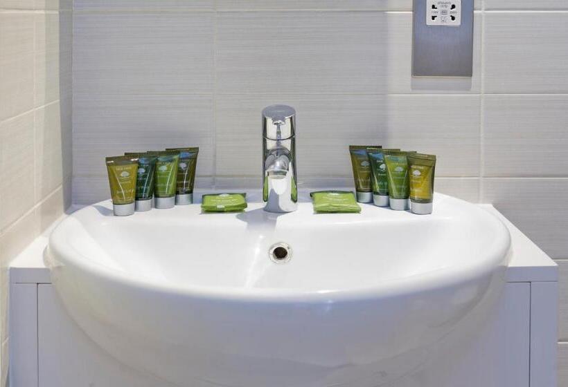Студия Стандарт, Red Lion Court By City2stay