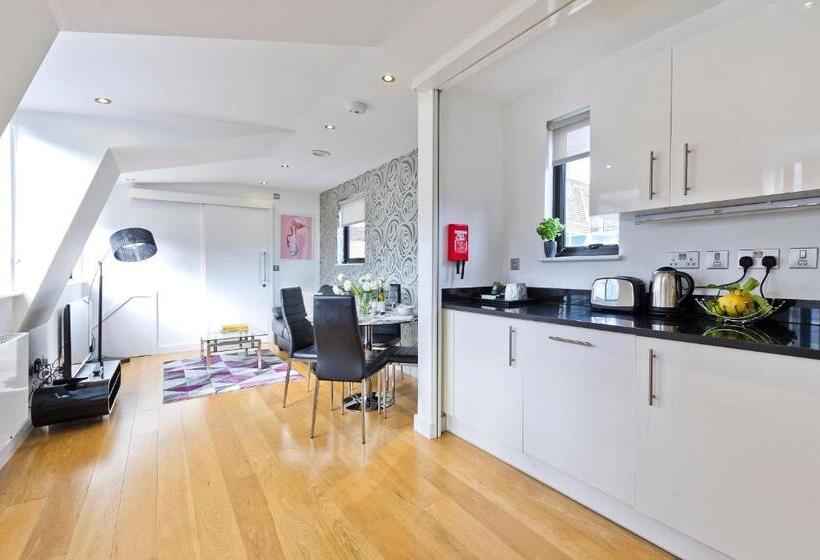 Апартаменты Пентхаус 1 Спальня, Red Lion Court By City2stay