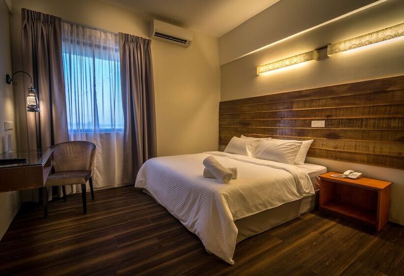 Номер Стандарт, Mandurah