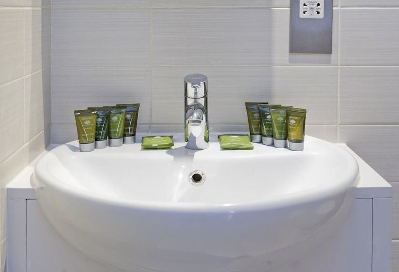 Апартаменты 1 Спальня, Red Lion Court By City2stay