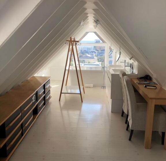 스탠다드 룸 바다 전망, Ashby Manor Guest House