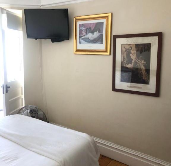 스탠다드 룸 공동 욕실, Ashby Manor Guest House