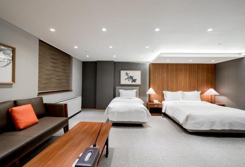 プレミアムトリプルルーム, Oriens Hotel & Residences Myeongdong