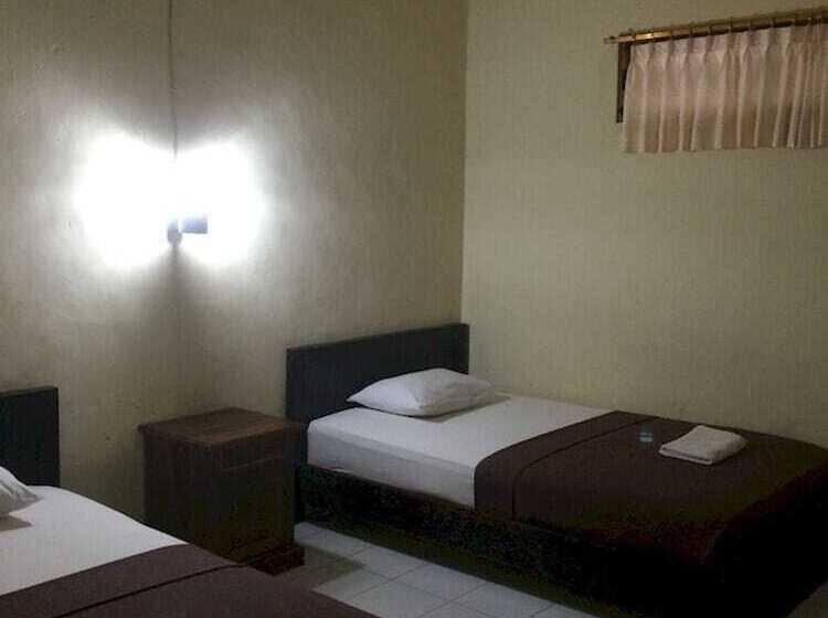 Basis Zimmer, Waringin Home Stay