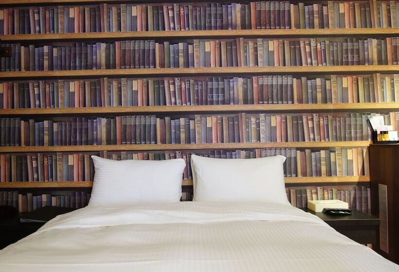 اتاق لوکس, Colors Infinity Inn