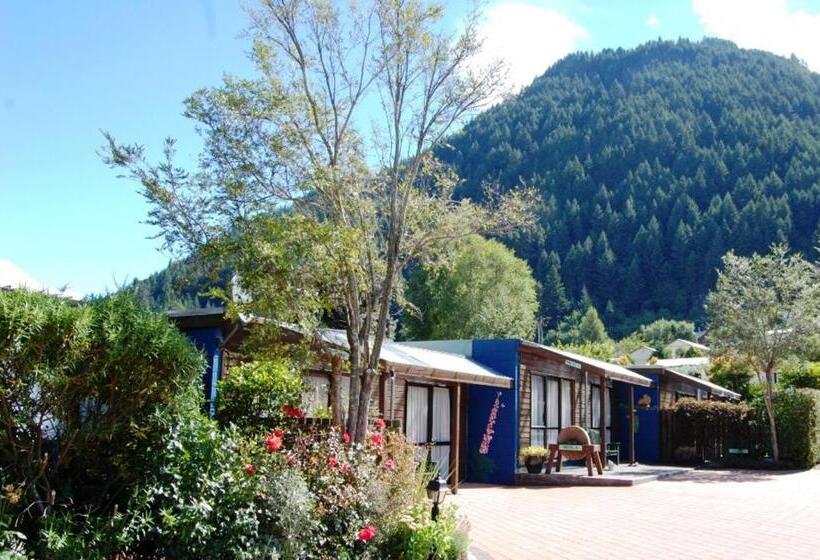 Апартаменты 2 Спальни, Queenstown Holiday Park Creeksyde